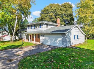 904 Middle Rd, Rush, NY 14543