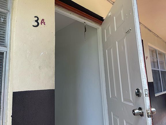 3rd image of 2506 Pierce St APT 3A