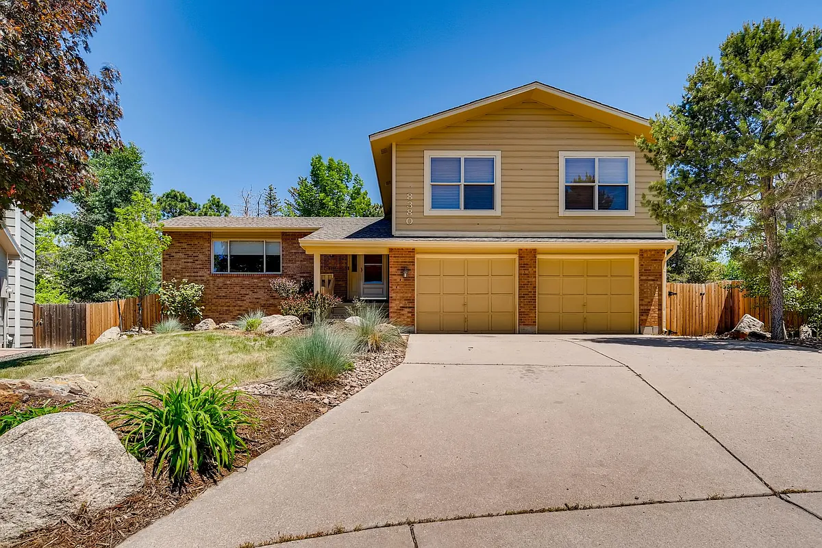 Building Photo - 8380 Pilot Ct