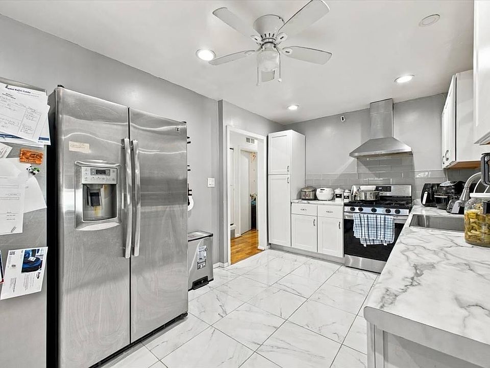 13691 Sherman Ave, photo 9