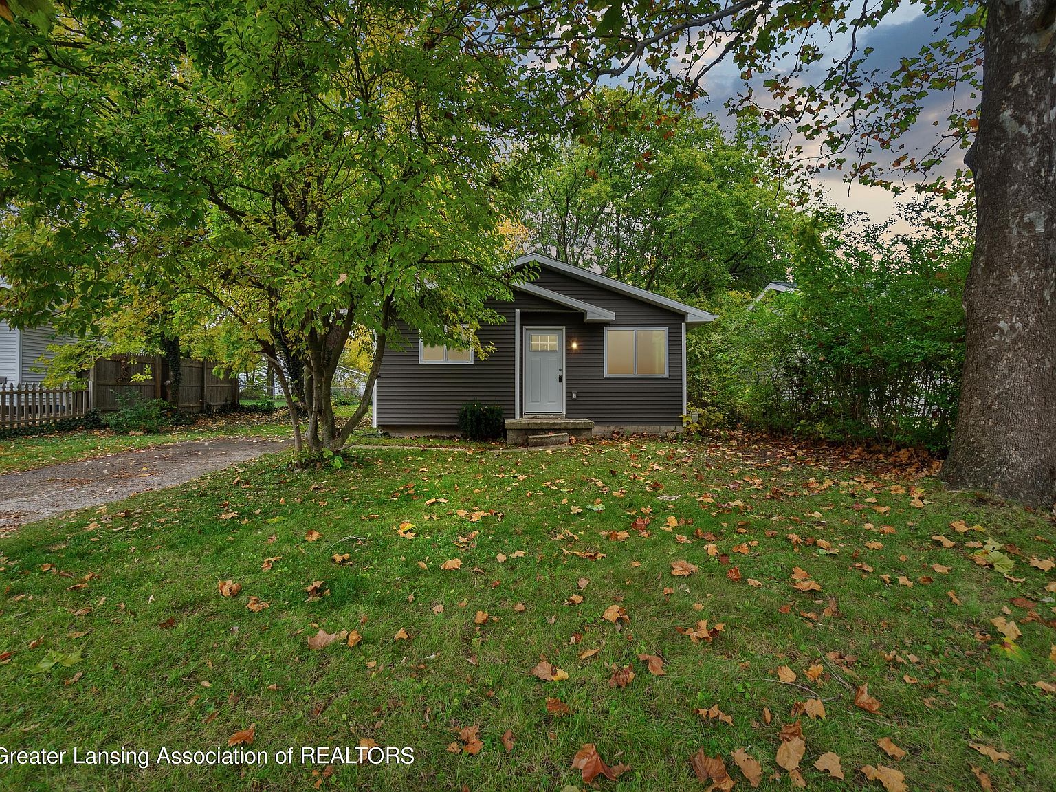 2320 Midwood St, Lansing, MI 48911 MLS 276809 Zillow