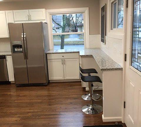 3rd image of 331 Broadwood Dr