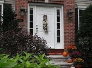 156 Kendall Pond Rd, Windham, NH 03087