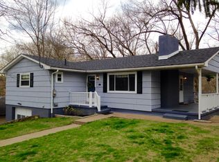 111 McGovran Rd, Charleston, WV 25314