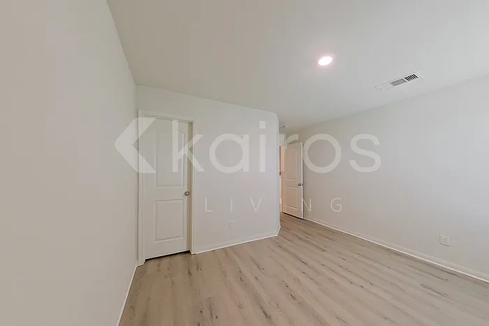 5727 Littoral Rd — Photo 15