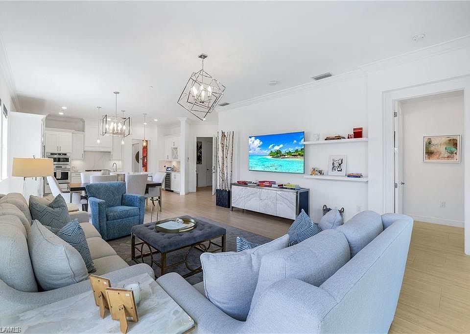 1st image of 16374 Viansa Way #302