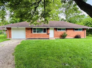 300 Ives Ln, Dayton, OH 45429