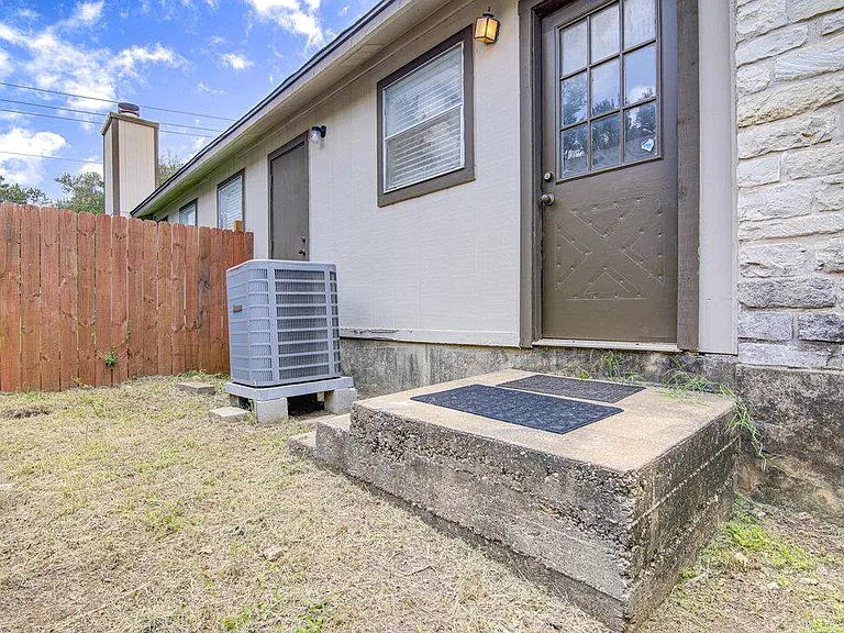 9624 Sugar Hill Dr #A — Photo 16