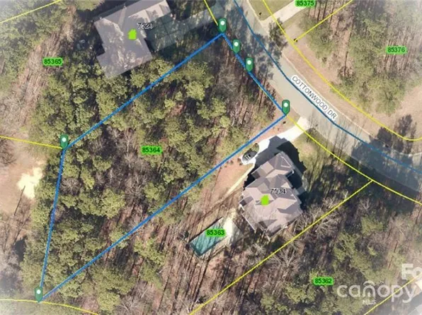 44 Cottonwood Dr #44, Denver, NC 28037