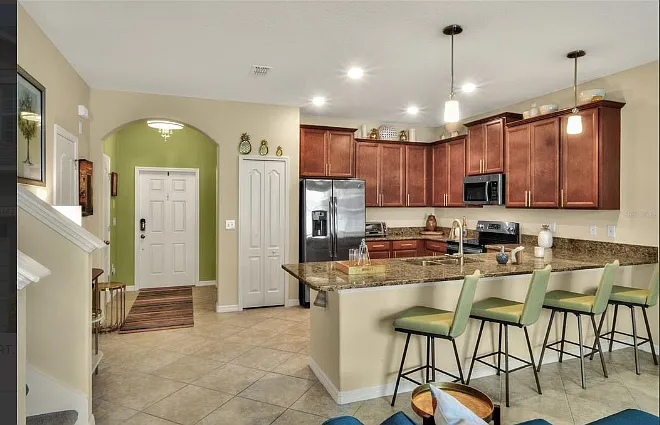 6462 Sedgeford Dr — Photo 15