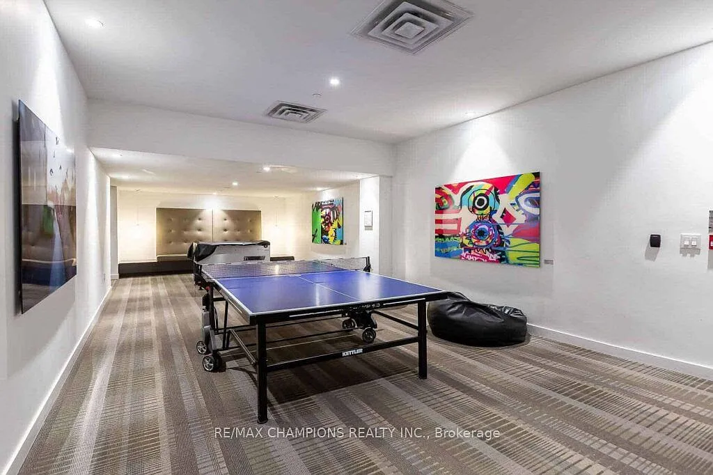 2 bed, $2,750 — Photo 4