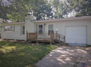 1212 Montserrat Park Rd, Warrensburg, MO 64093