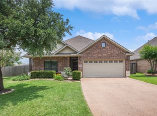 3901 Lienz Ln, College Station, TX 77845