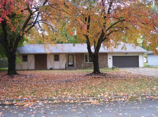 311 N Walnut St, Marshfield, MO 65706