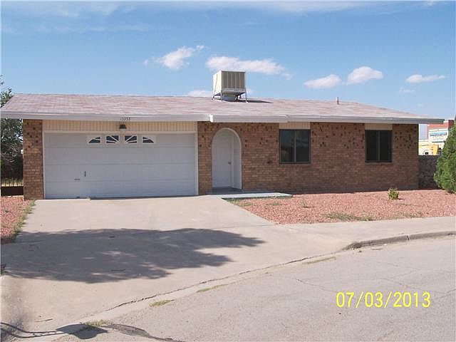 1st image of 15353 Woodhill Ct