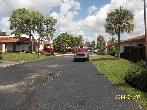 3rd image of 538 NE 195th St