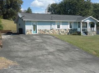 429 Gibbs Rd, Kingsport, TN 37660