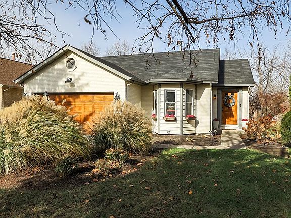 2nd image of 5266 Woodcliff Ct