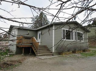 11717 Pythian Cave Rd, Yreka, CA 96097