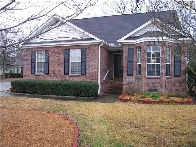 1st image of 121 Bradford Ln