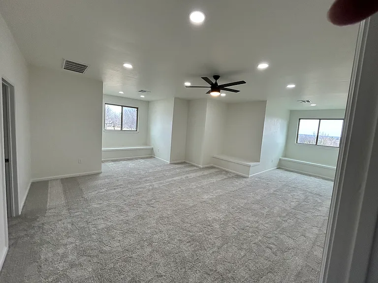 3573 Riverfront Dr — Photo 35