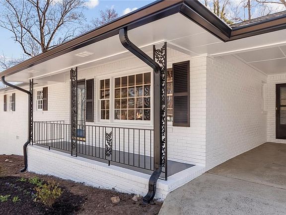 3rd image of 1697 Rustic Dr SW