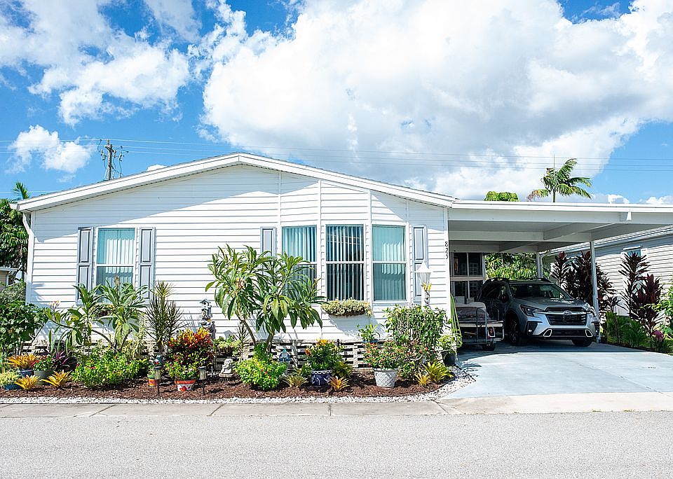 1st image of 825 Tall Oak Rd