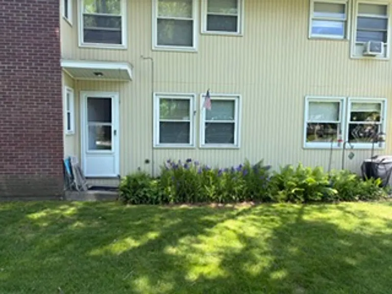 20 A St #5 — Photo 23
