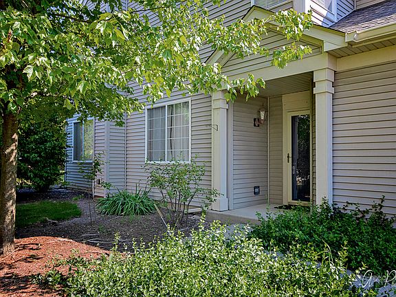 4th image of 1446 Doolittle Ln
