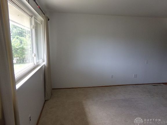 5th image of 5845 Beecham Dr