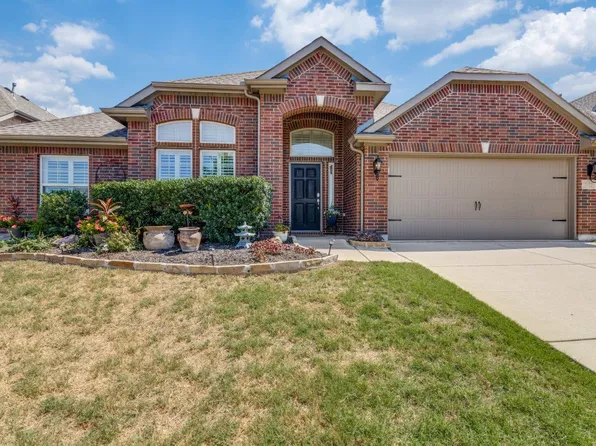 12812 Royal Ascot Dr, Fort Worth, TX 76244