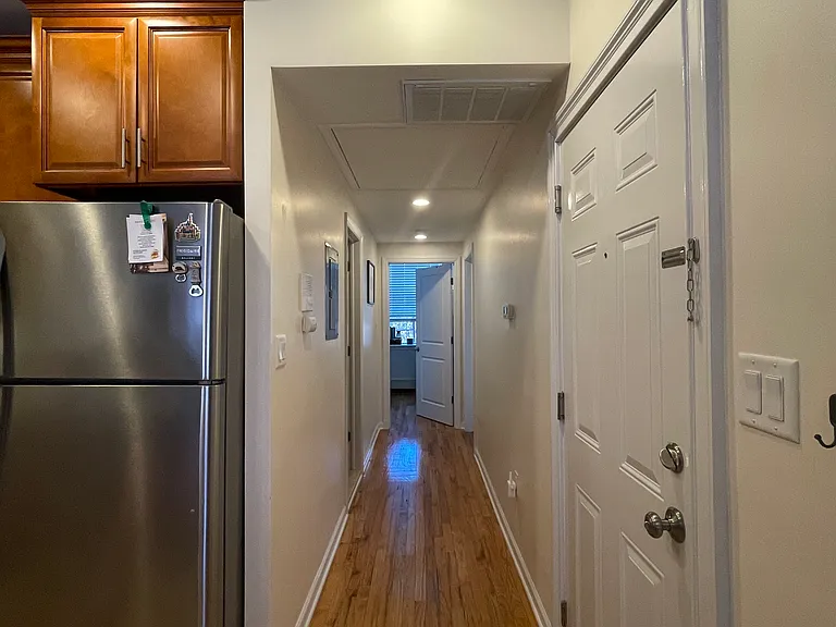 1026 Bloomfield St #3 — Photo 10