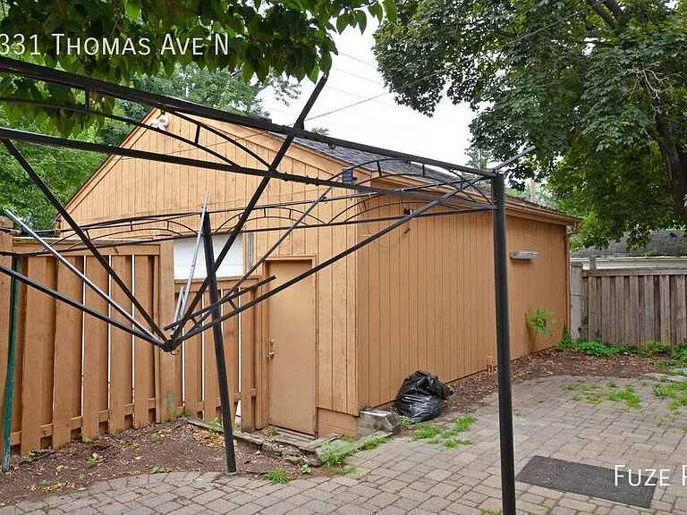 4331 Thomas Ave N — Photo 10