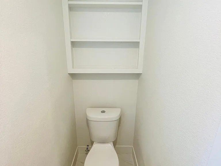 2624 Maple Springs Blvd — Photo 8