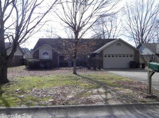 617 Chaucer Ct, Jacksonville, AR 72076