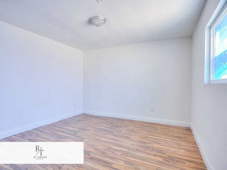13011 Pinon St — Photo 21