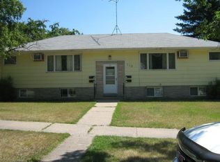 710 Central Ave N APT 3, Valley City, ND 58072