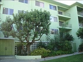 2nd image of 1301 S Atlantic Blvd APT 117B