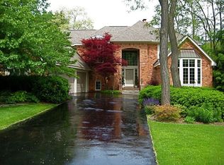 2637 Norwood Rd, Bloomfield Hills, MI 48302