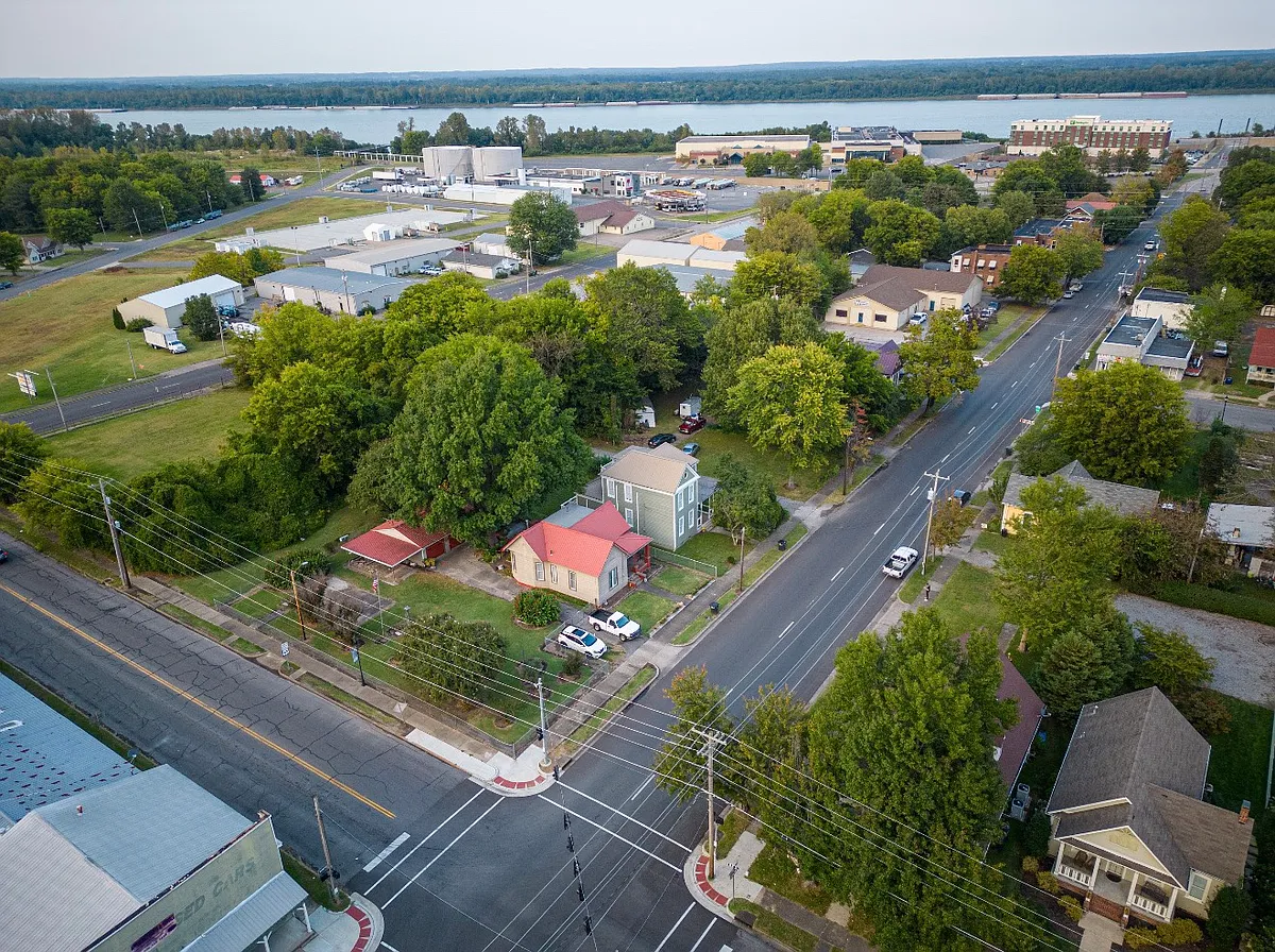 Building Photo - 721 Martin Luther King Jr Dr