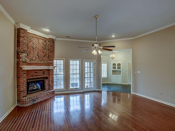 2nd image of 8869 Doveland Dr