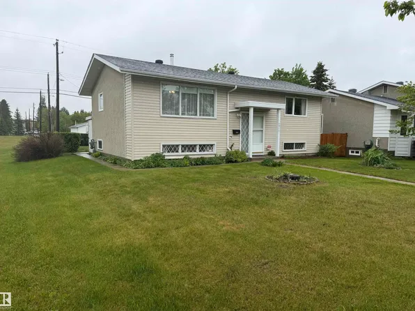 5915 115th St NW, Edmonton, AB T6H 3P6