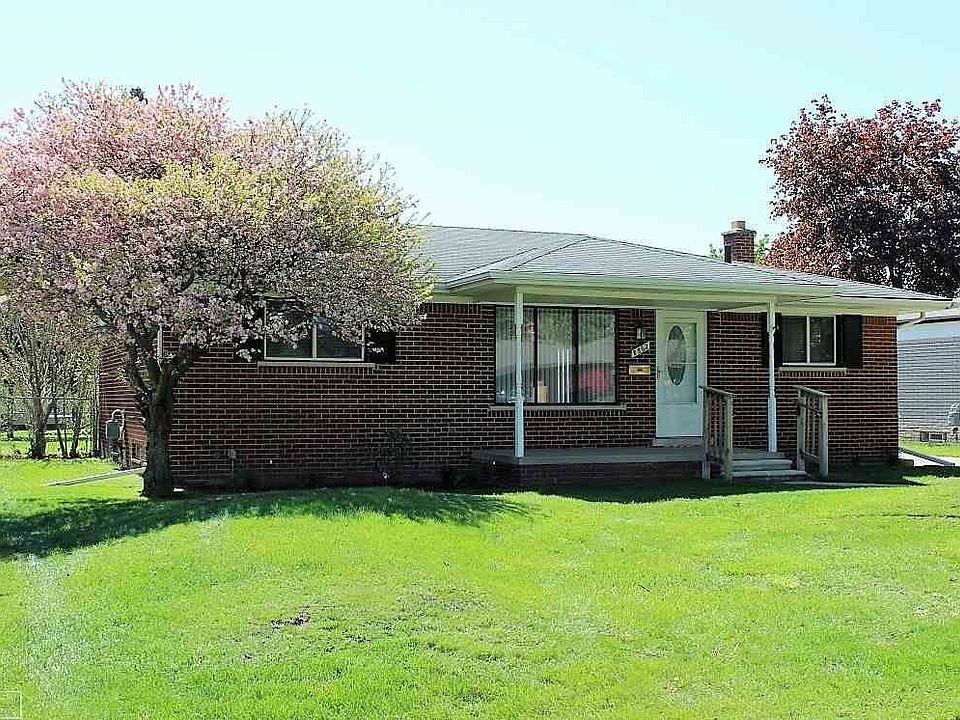 1st image of 8862 Independence Dr