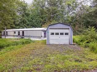 35 Red Wing Path, Gouldsboro, PA 18424