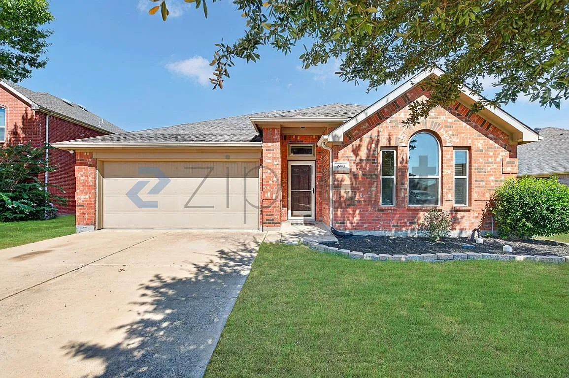 3 bed, 1505 sqft, $1,975 — Photo 2