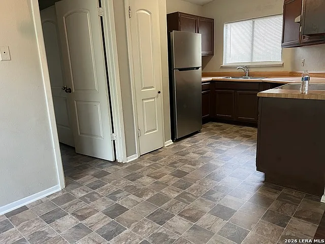 2891 Cherry Field Dr — Photo 4