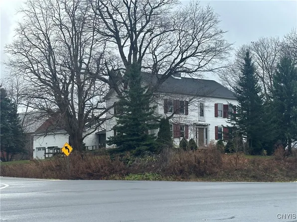 4046 W Seneca Tpke, Syracuse, NY 13215