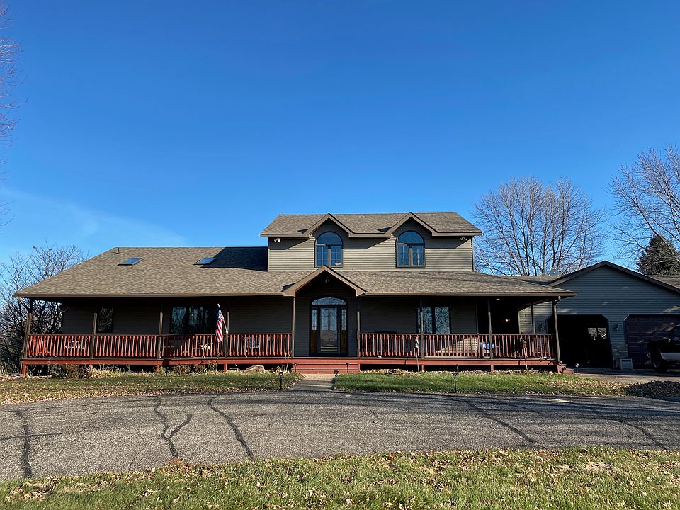 Front view of 2 story home 