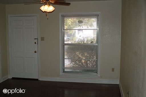 5th image of 300 Lake Park Ave