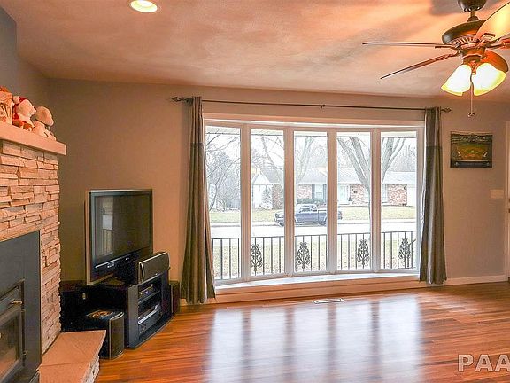 4th image of 1011 W Greenfield Dr